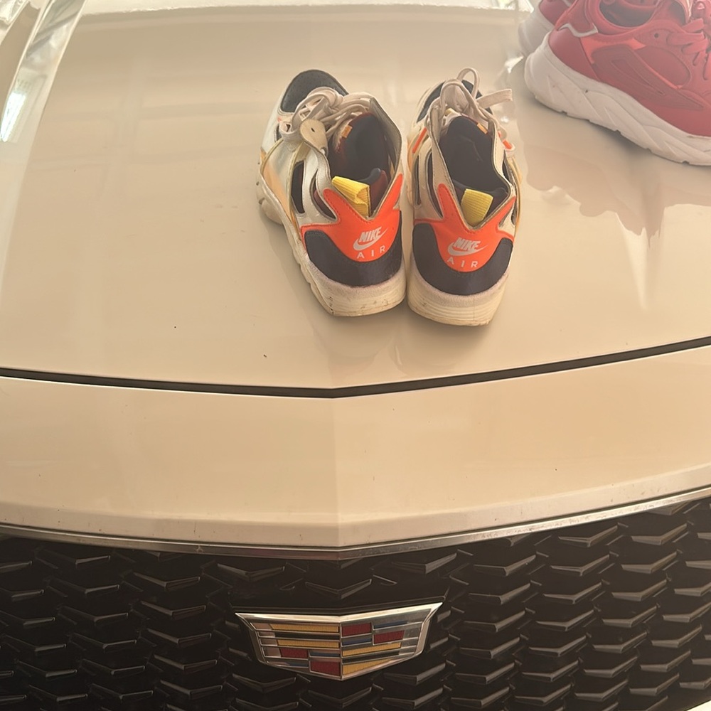 Shoes bundle - Picture 9 of 12